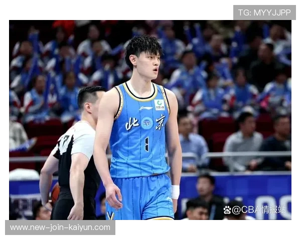 北京曾凡博半场独得22分,领先优势明显 北京曾凡博半场独得22分,领先优势明显